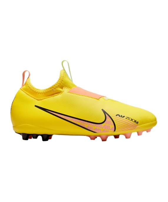 Nike Jr Air Zoom Mercurial Vapor XV Academy AG Børn Lucent Fodboldstøvler – Gul Lyserød F780